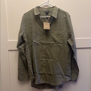 NWT Patagonia Women’s Lightweight A/C Button-Down Large Breathable Outdoor Shirt
